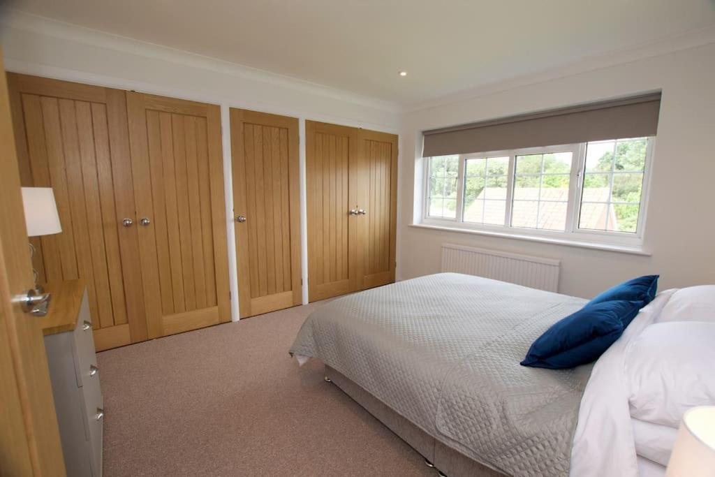 Spacious 5 Bed In The Countryside, Close To Frinton-On-Sea Kirby Cross Екстериор снимка