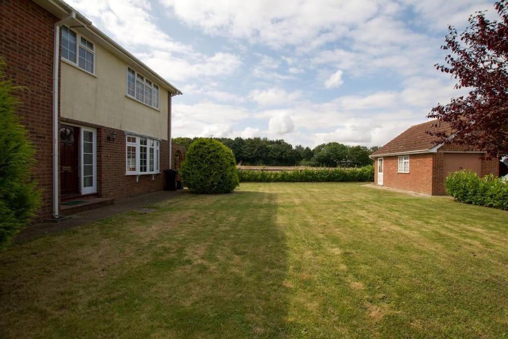 Spacious 5 Bed In The Countryside, Close To Frinton-On-Sea Kirby Cross Екстериор снимка