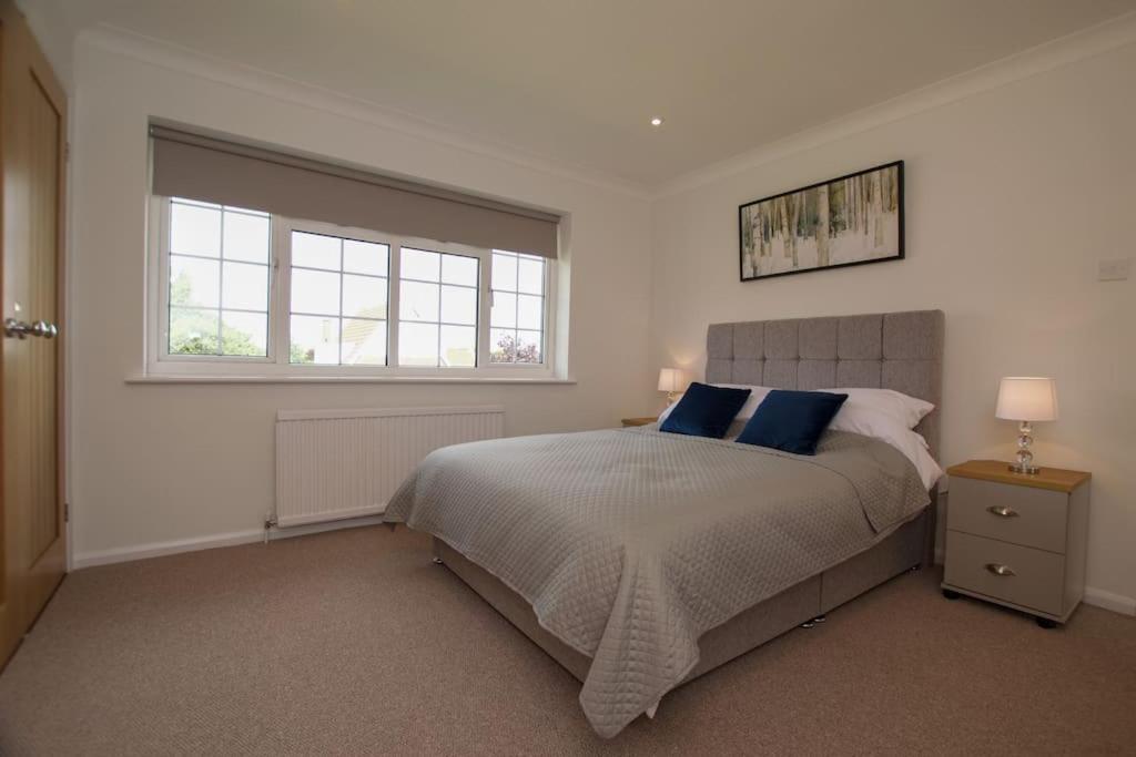 Spacious 5 Bed In The Countryside, Close To Frinton-On-Sea Kirby Cross Екстериор снимка